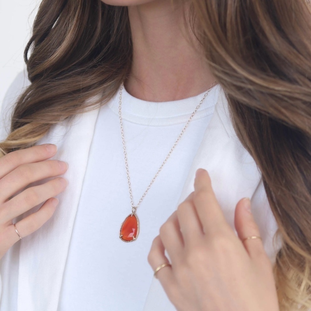 Victoria Cunningham 14k Gold OOAK Carnelian Pendant - Picture 3 of 5